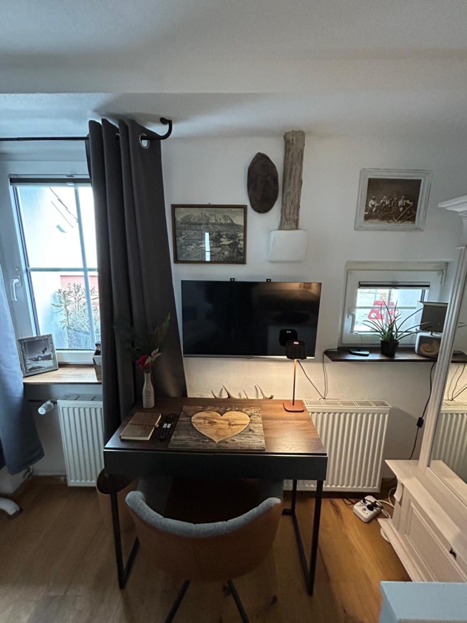 Appartamento Freudi'S Berghuette Neuhausen auf den Fildern Esterno foto